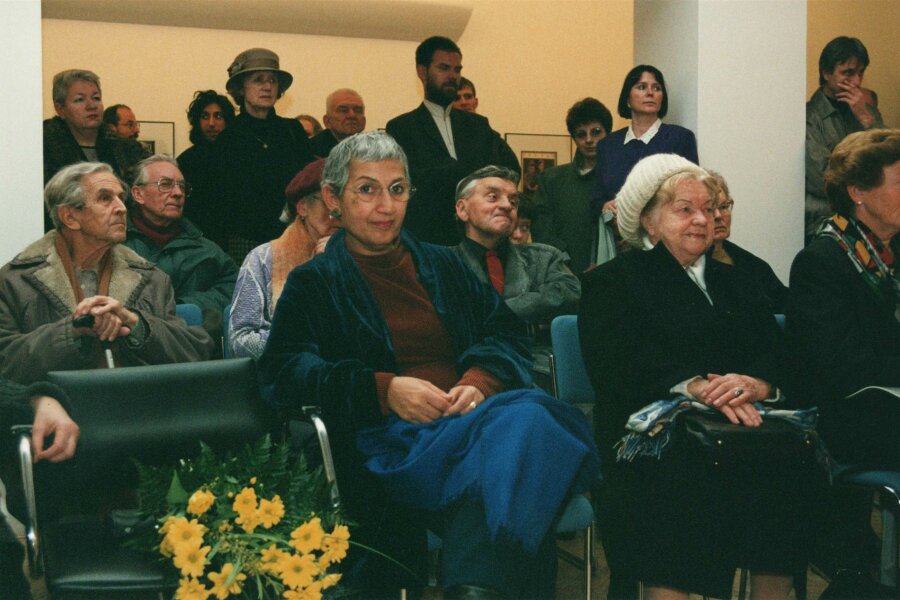 DU1131-7-foto-vernisaz-005.jpeg